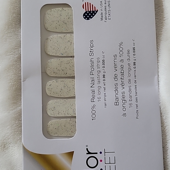 Color Street in Glittersweet - Picture 3 of 4